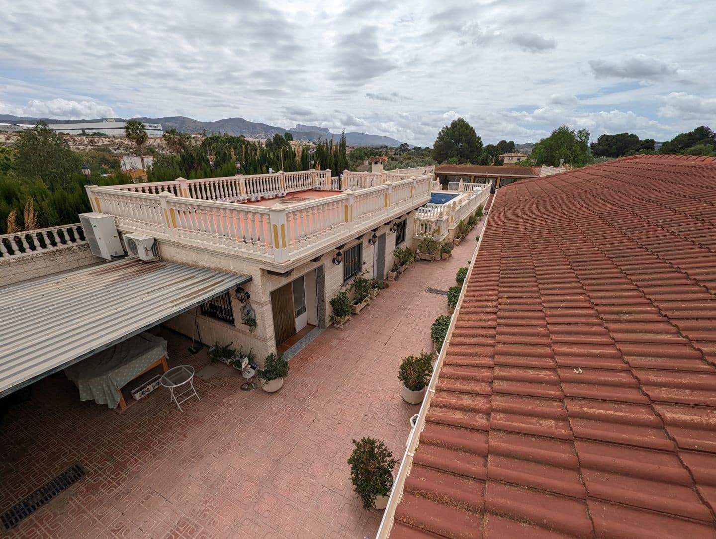 5 soverom Villa til salgs i Sax - € 310 000 (Ref: 7626059)