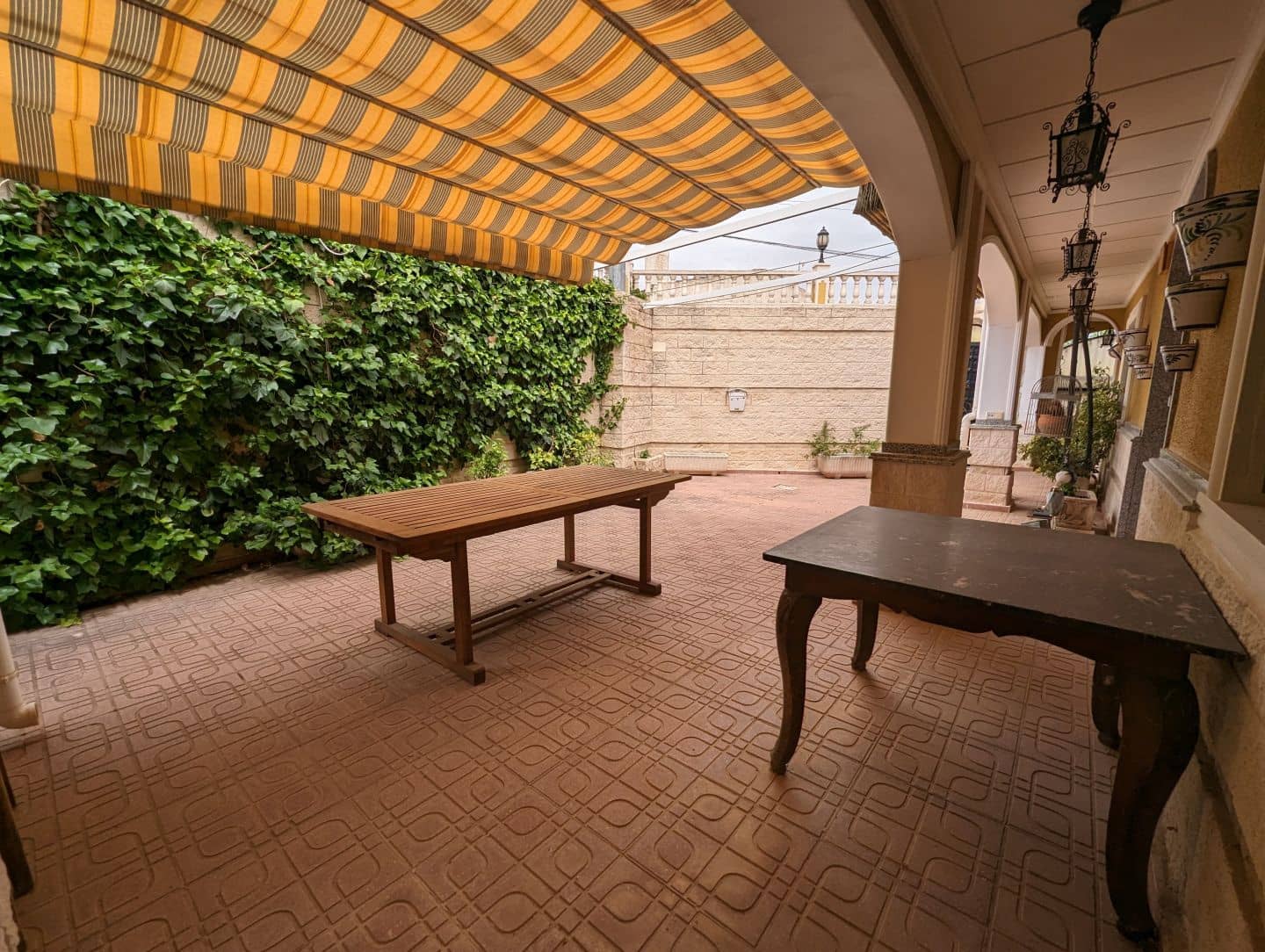 5 soverom Villa til salgs i Sax - € 310 000 (Ref: 7626059)