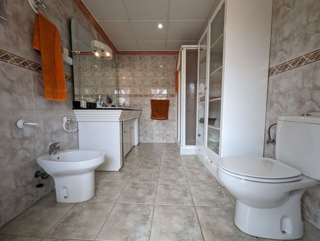 5 sypialnia Willa na sprzedaż w Sax z basenem - 298 000 € (Ref: 7626059)