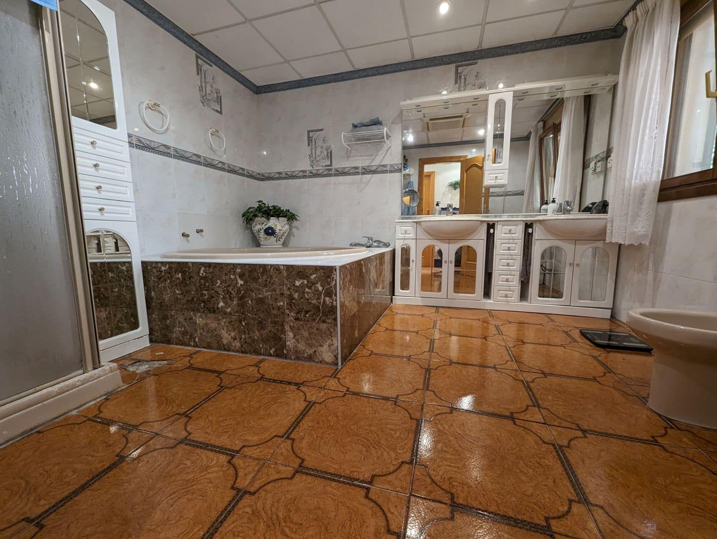 5 sypialnia Willa na sprzedaż w Sax z basenem - 298 000 € (Ref: 7626059)