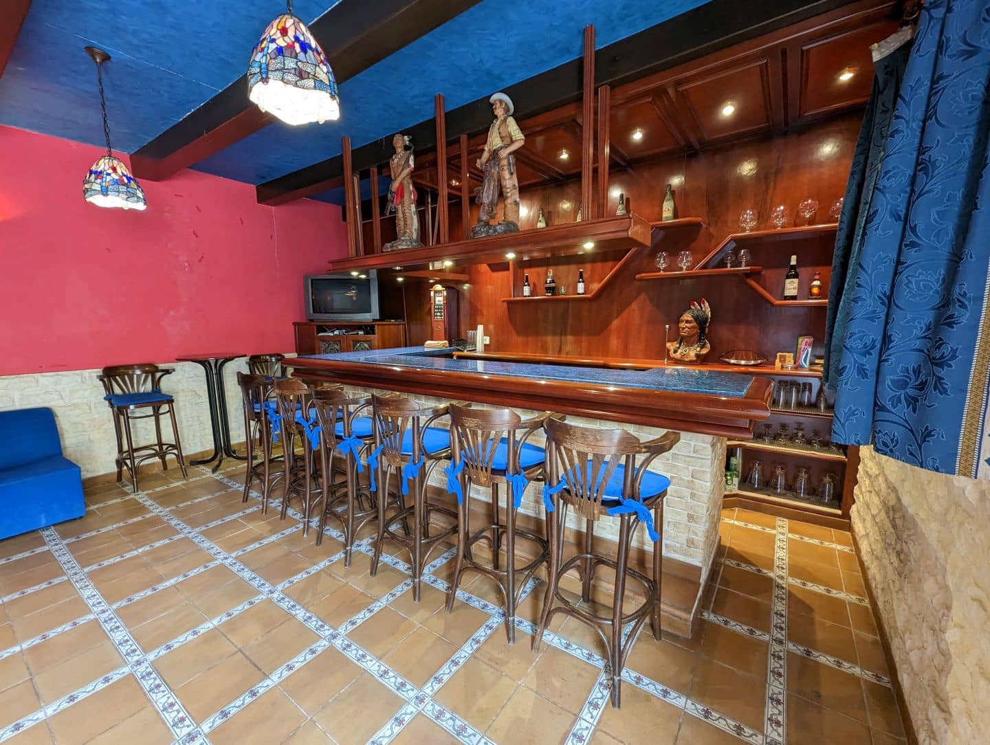 5 sypialnia Willa na sprzedaż w Sax z basenem - 298 000 € (Ref: 7626059)