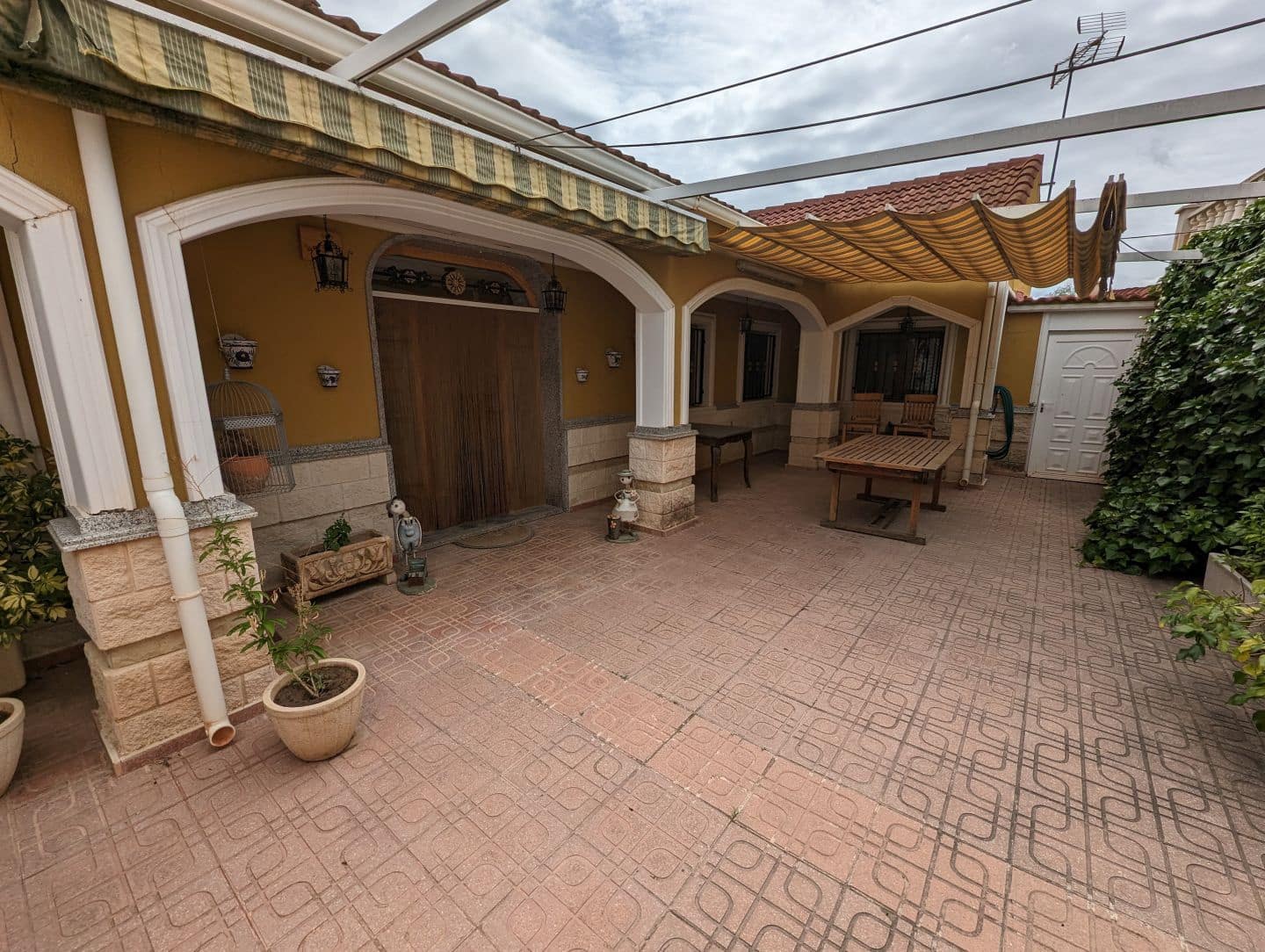 5 sypialnia Willa na sprzedaż w Sax z basenem - 298 000 € (Ref: 7626059)