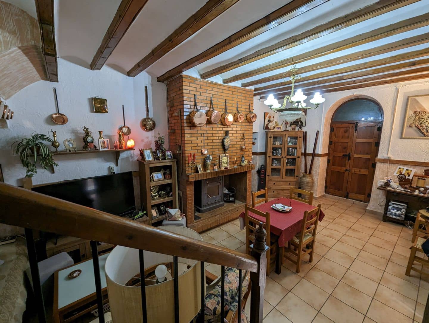 8 soveværelse Finca/Landehus til salg i Sax med garage - € 184.000 (Ref: 7646759)