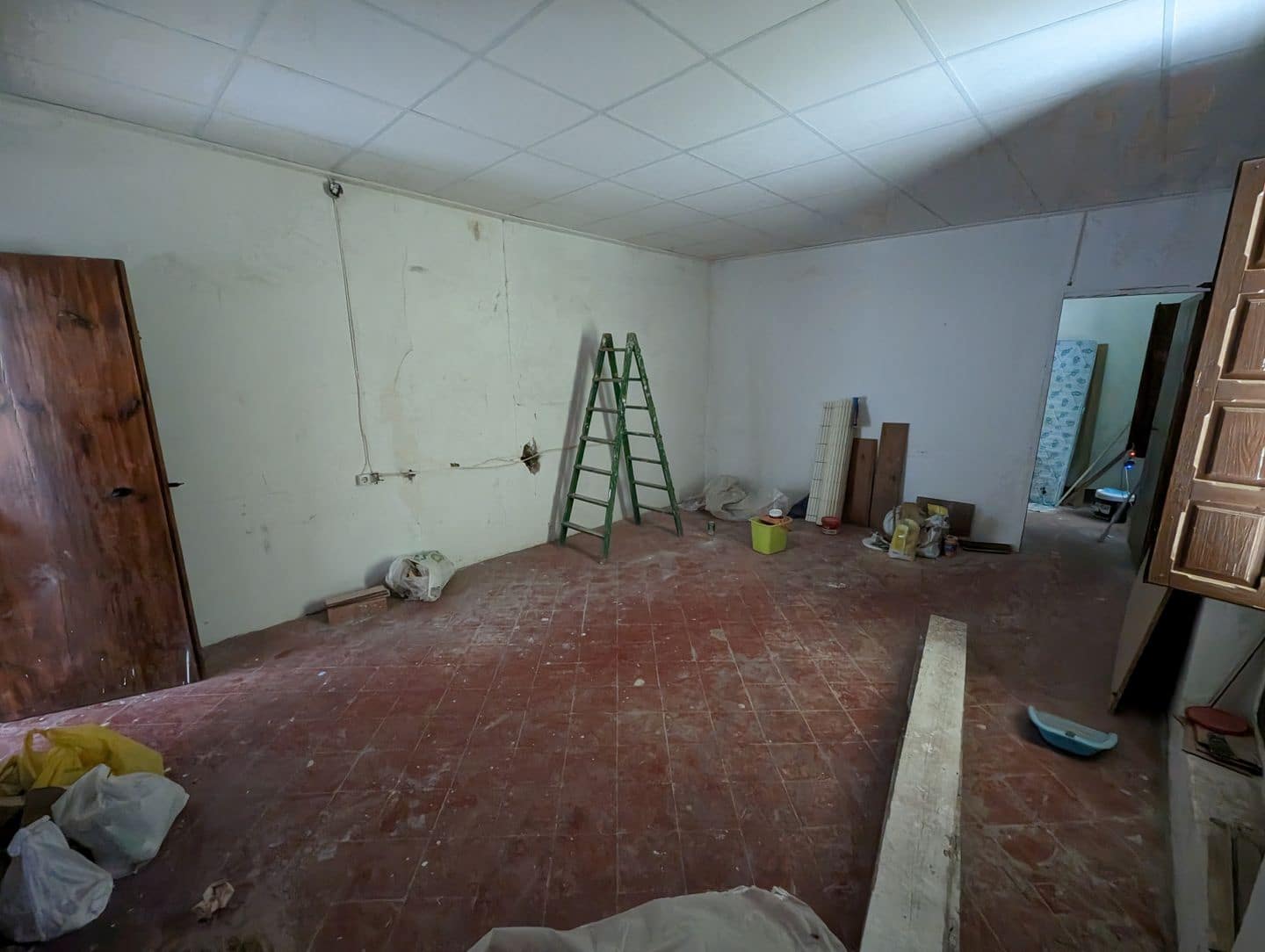8 slaapkamer Finca/Landhuis te koop in Sax met garage - € 220.000 (Ref: 7646759)