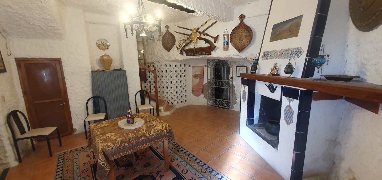 8 soveværelse Byhus til salg i Villena - € 320.000 (Ref: 8047614)