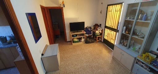 3 sypialnia Finka/Dom wiejski na sprzedaż w Sax z garażem - 300 000 € (Ref: 8064308)