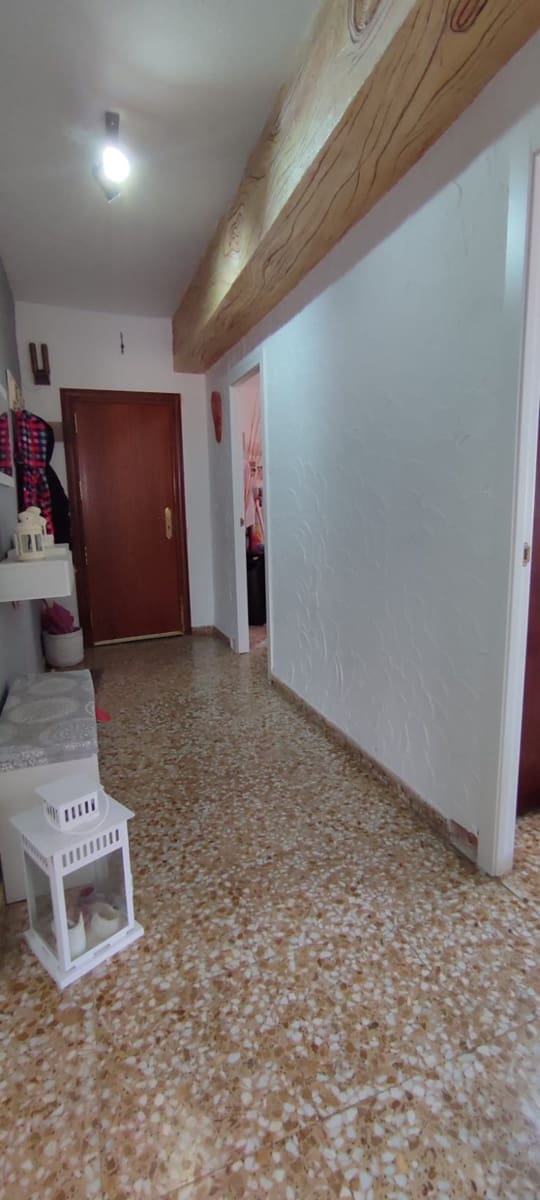 3 slaapkamer Appartement te koop in Sax - € 80.300 (Ref: 8109482)