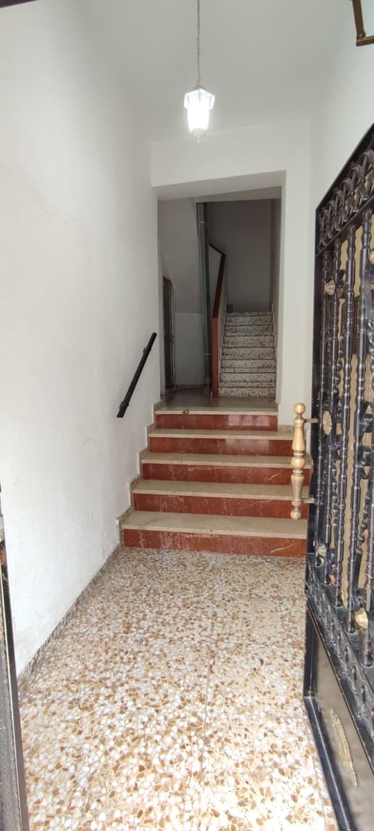 3 slaapkamer Appartement te koop in Sax - € 80.300 (Ref: 8109482)