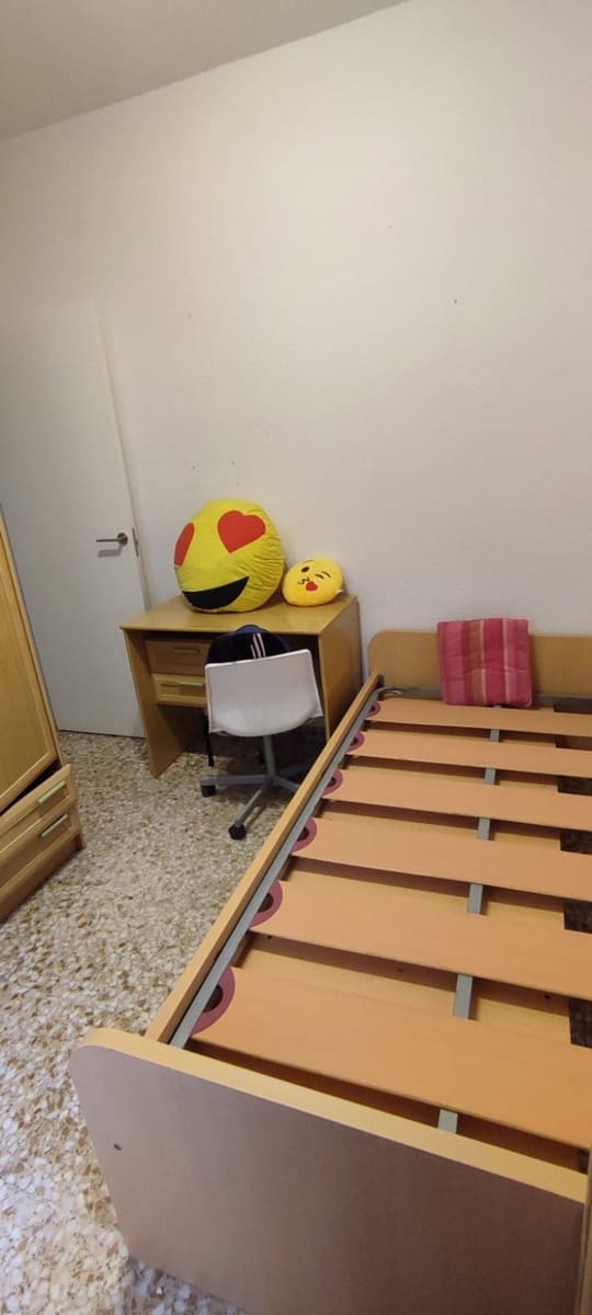 3 sovrum Lägenhet till salu i Sax - 100 000 € (Ref: 8109482)