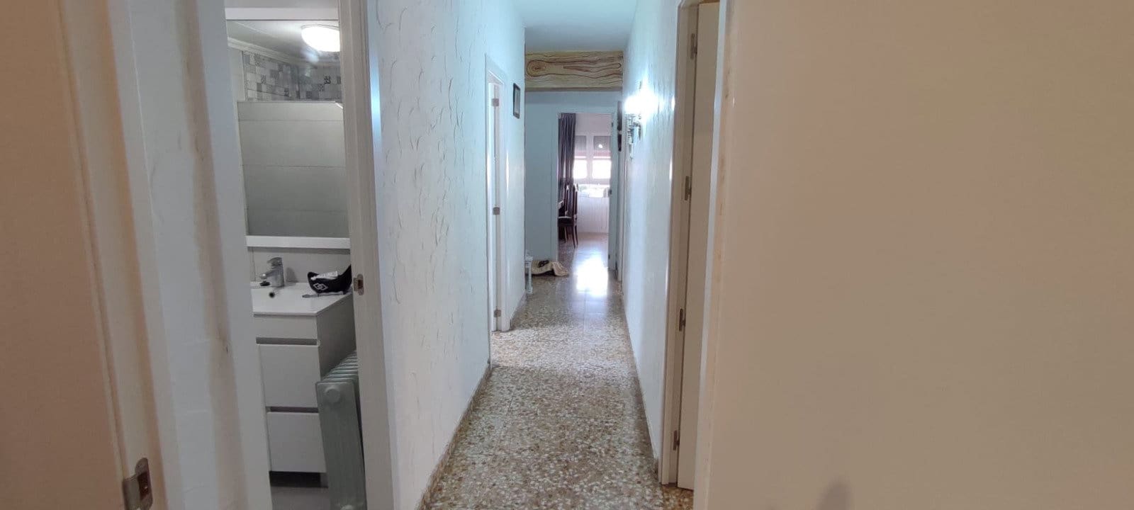 3 sovrum Lägenhet till salu i Sax - 100 000 € (Ref: 8109482)