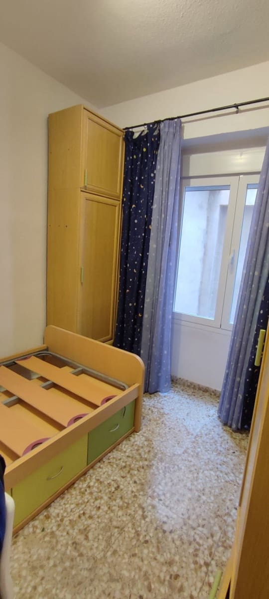 3 sovrum Lägenhet till salu i Sax - 100 000 € (Ref: 8109482)
