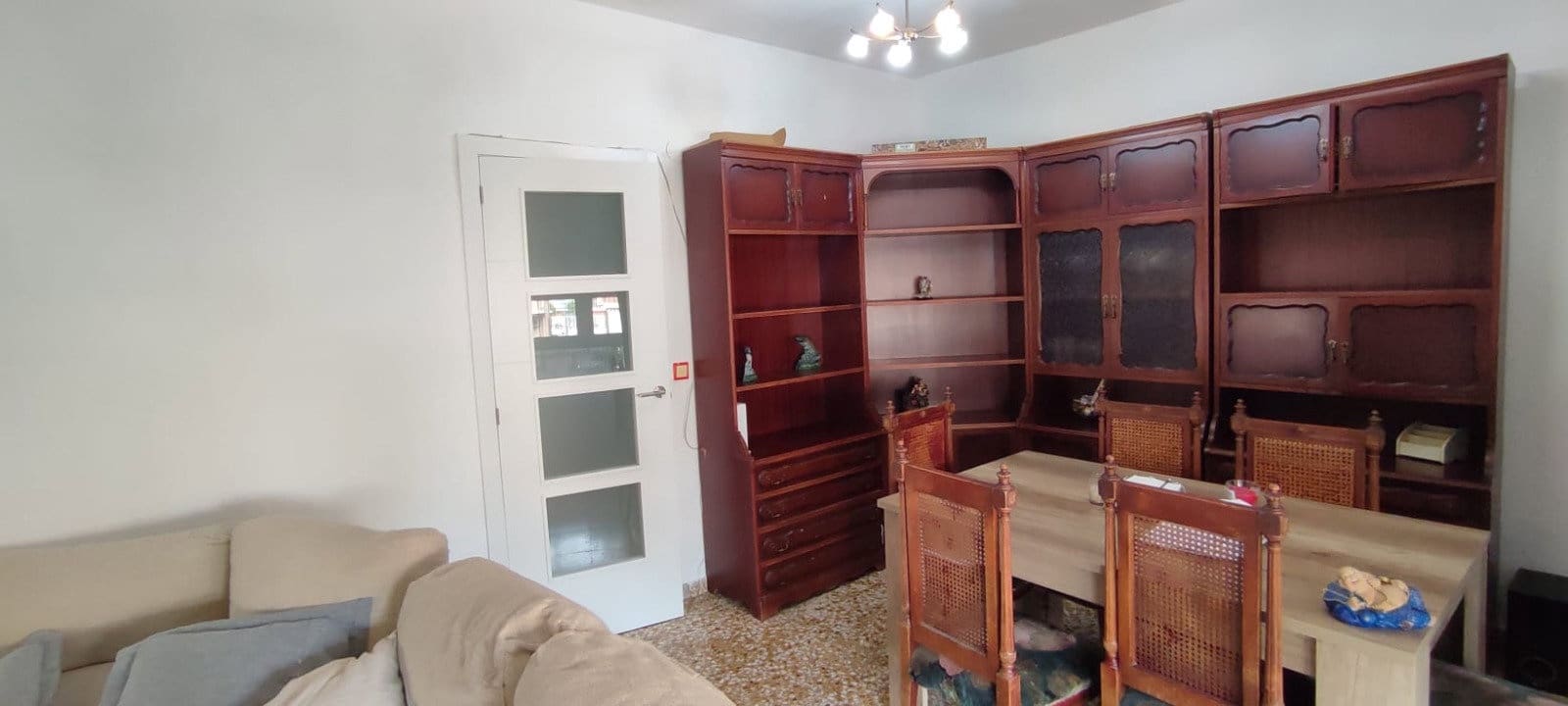 3 sovrum Lägenhet till salu i Sax - 100 000 € (Ref: 8109482)
