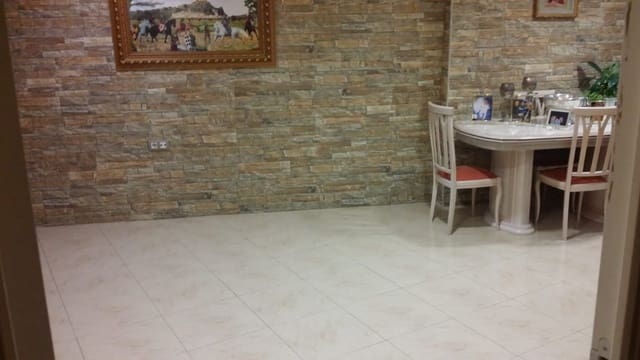 3 bedroom Apartment for sale in Sax - € 99,900 (Ref: 8155502)