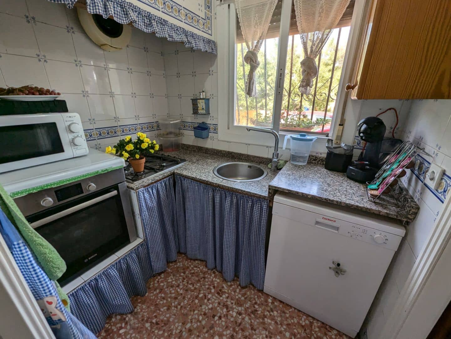 4 soveværelse Finca/Landehus til salg i Sax med swimmingpool garage - € 199.500 (Ref: 8512109)