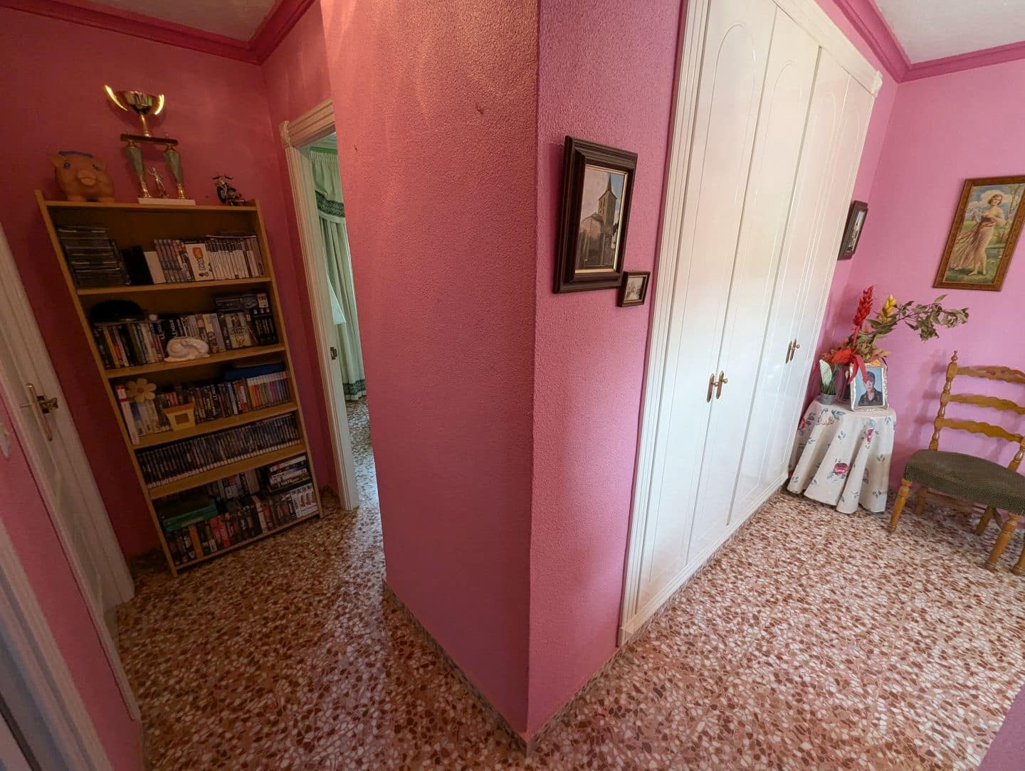 4 soveværelse Finca/Landehus til salg i Sax med swimmingpool garage - € 199.500 (Ref: 8512109)