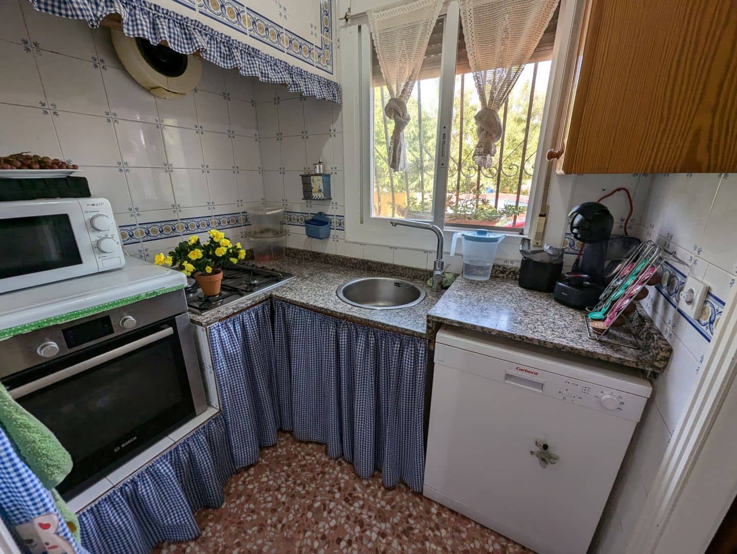 4 soveværelse Finca/Landehus til salg i Sax med swimmingpool garage - € 199.500 (Ref: 8512109)