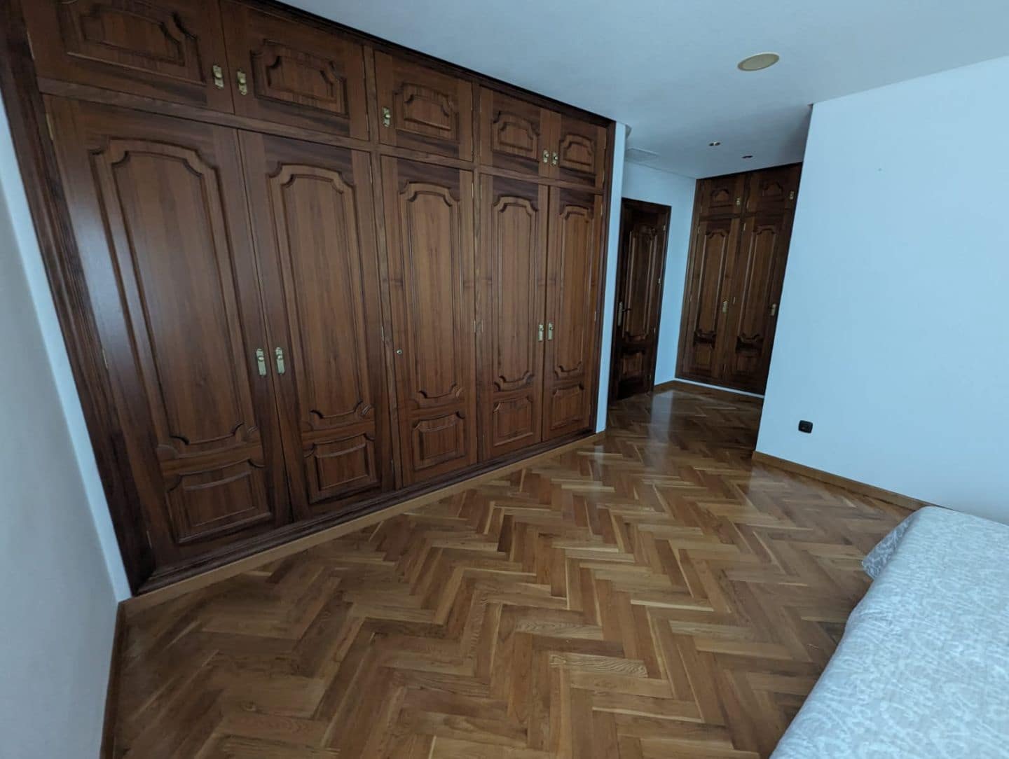 4 soveværelse Villa til salg i Elda med swimmingpool - € 425.000 (Ref: 8512374)