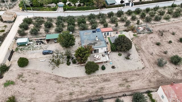 3 soverom Finca/Herregård til salgs i Salinas med garasje - € 199 995 (Ref: 8552858)