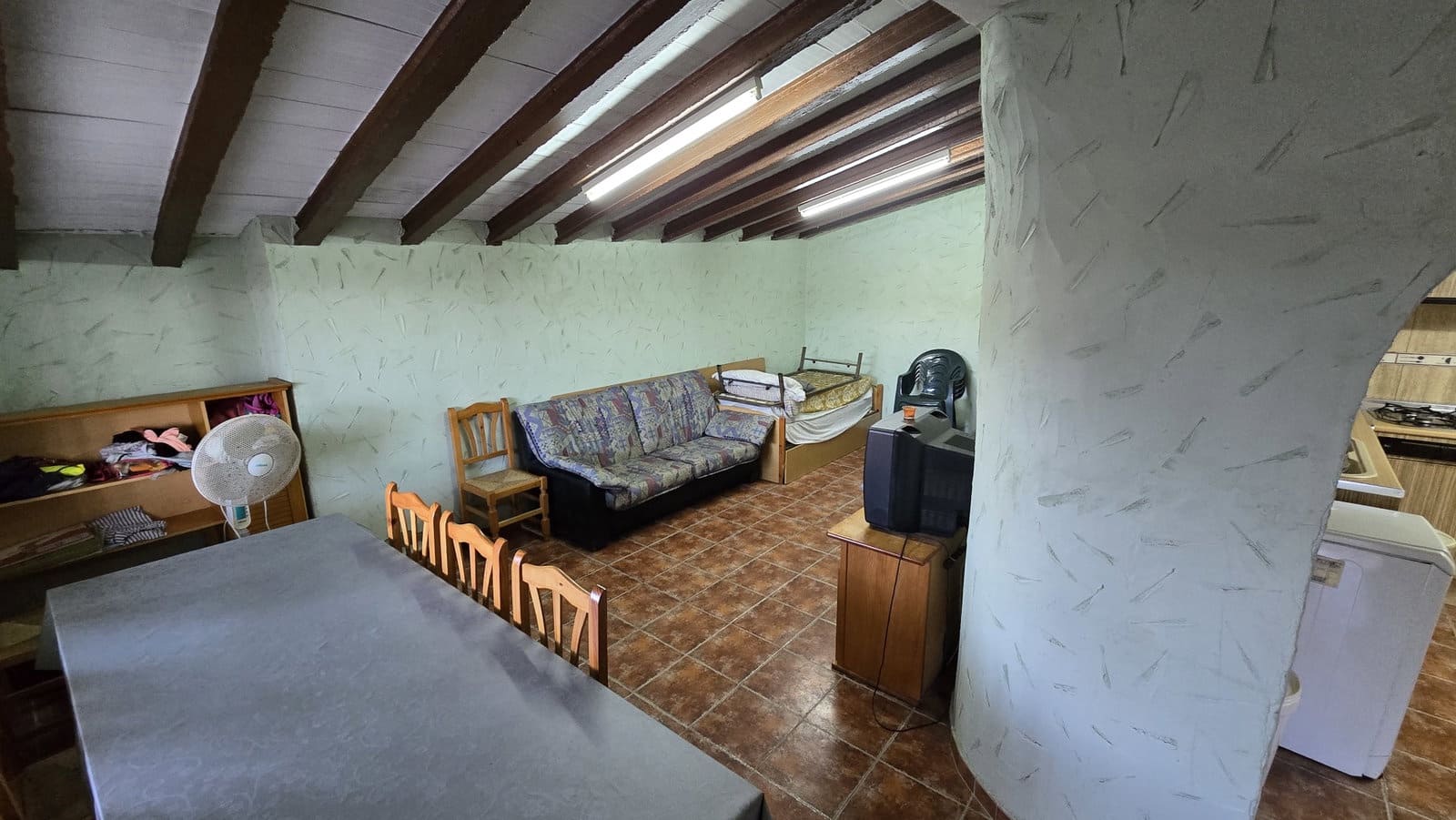 6 soveværelse Finca/Landehus til salg i Salinas - € 110.000 (Ref: 8607663)