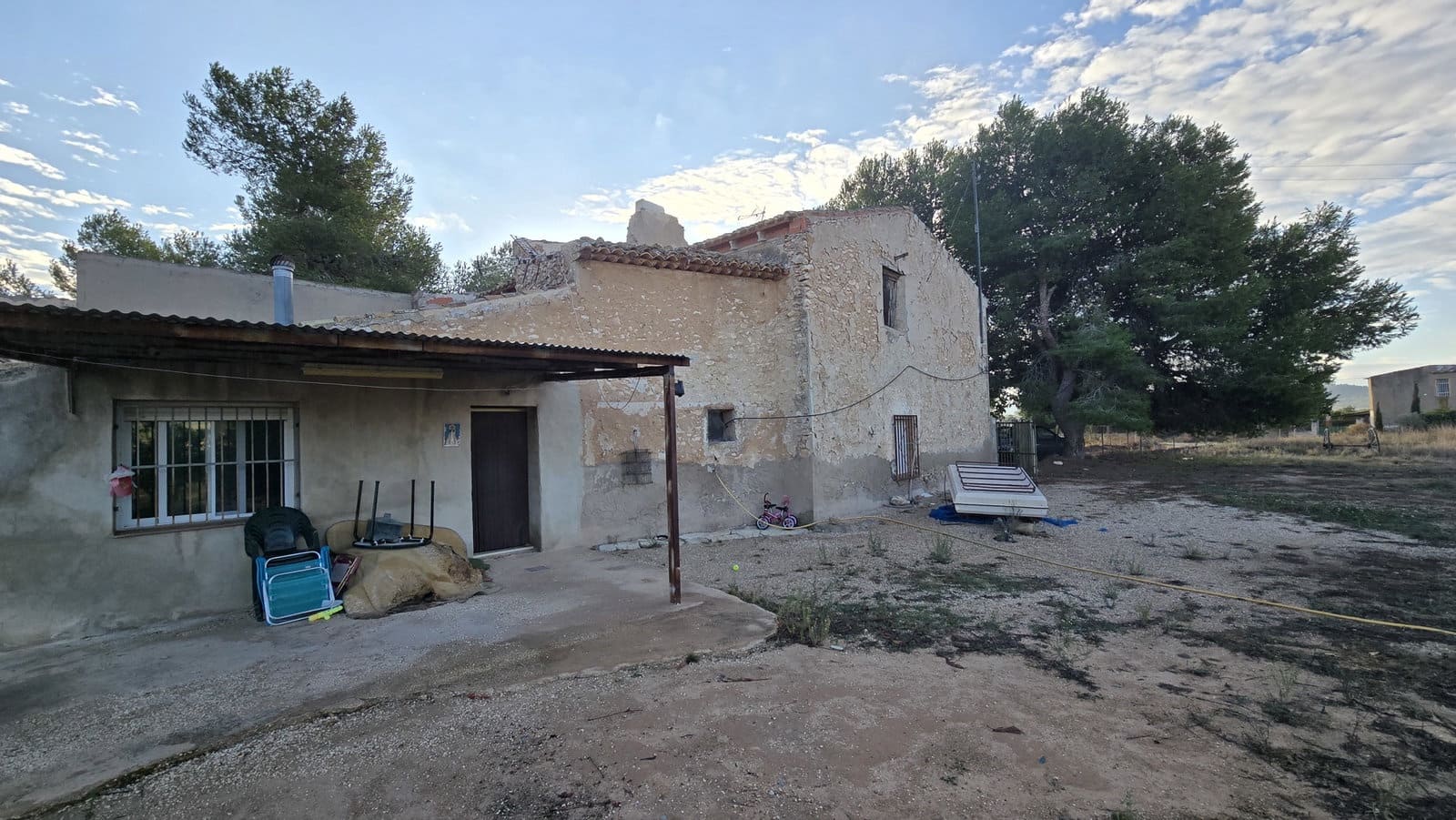 6 soveværelse Finca/Landehus til salg i Salinas - € 110.000 (Ref: 8607663)