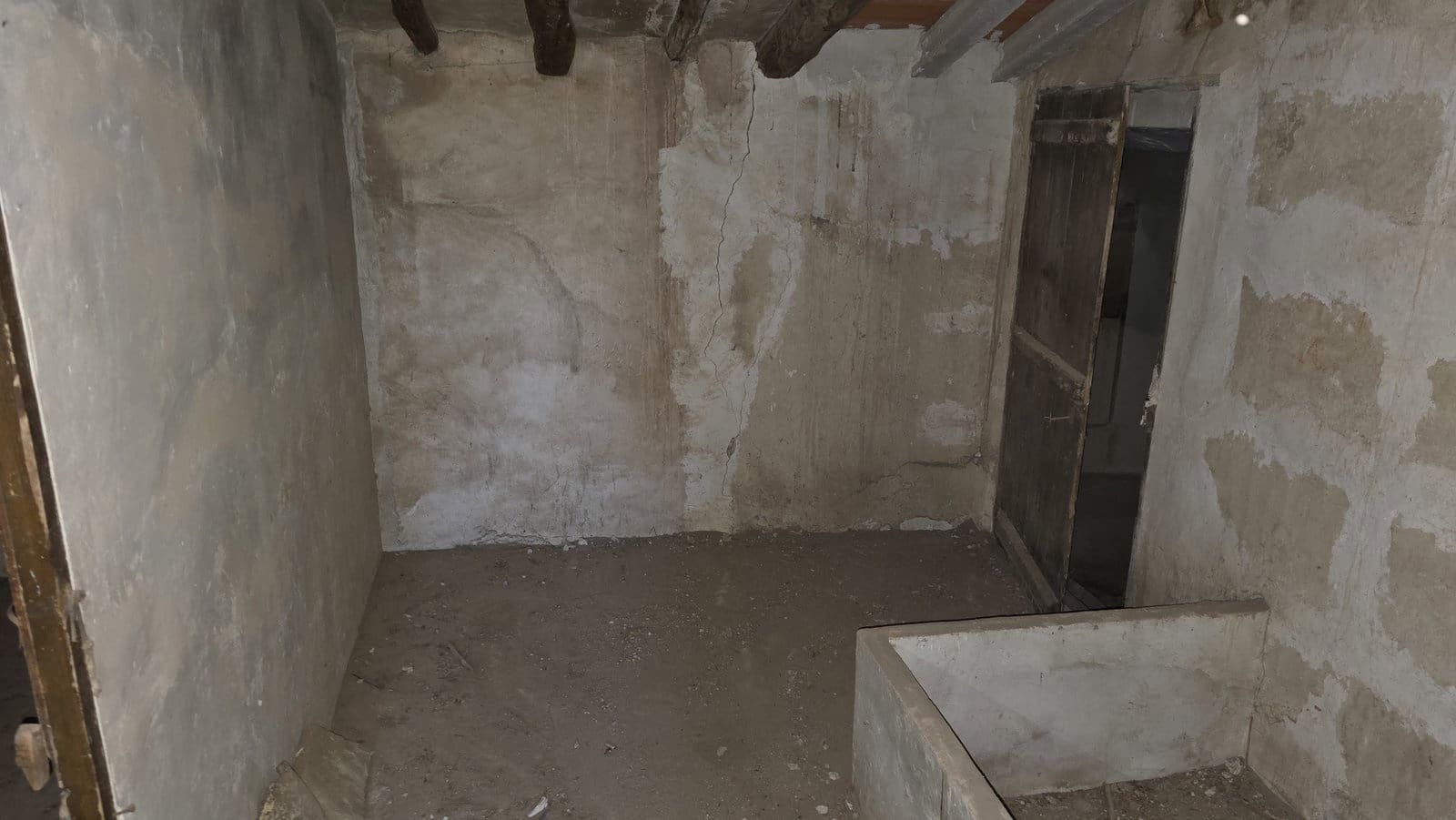 6 soveværelse Finca/Landehus til salg i Salinas - € 110.000 (Ref: 8607663)