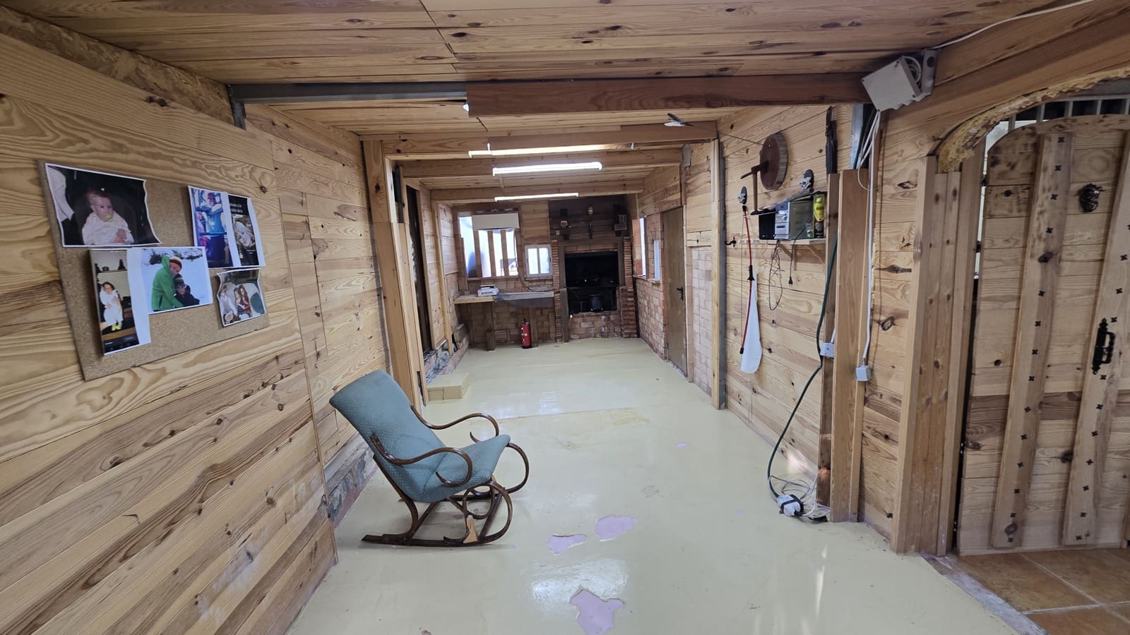 3 slaapkamer Finca/Landhuis te koop in Sax met zwembad - € 69.999 (Ref: 8635312)