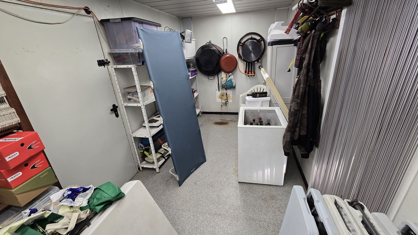 3 slaapkamer Finca/Landhuis te koop in Sax met zwembad - € 69.999 (Ref: 8635312)