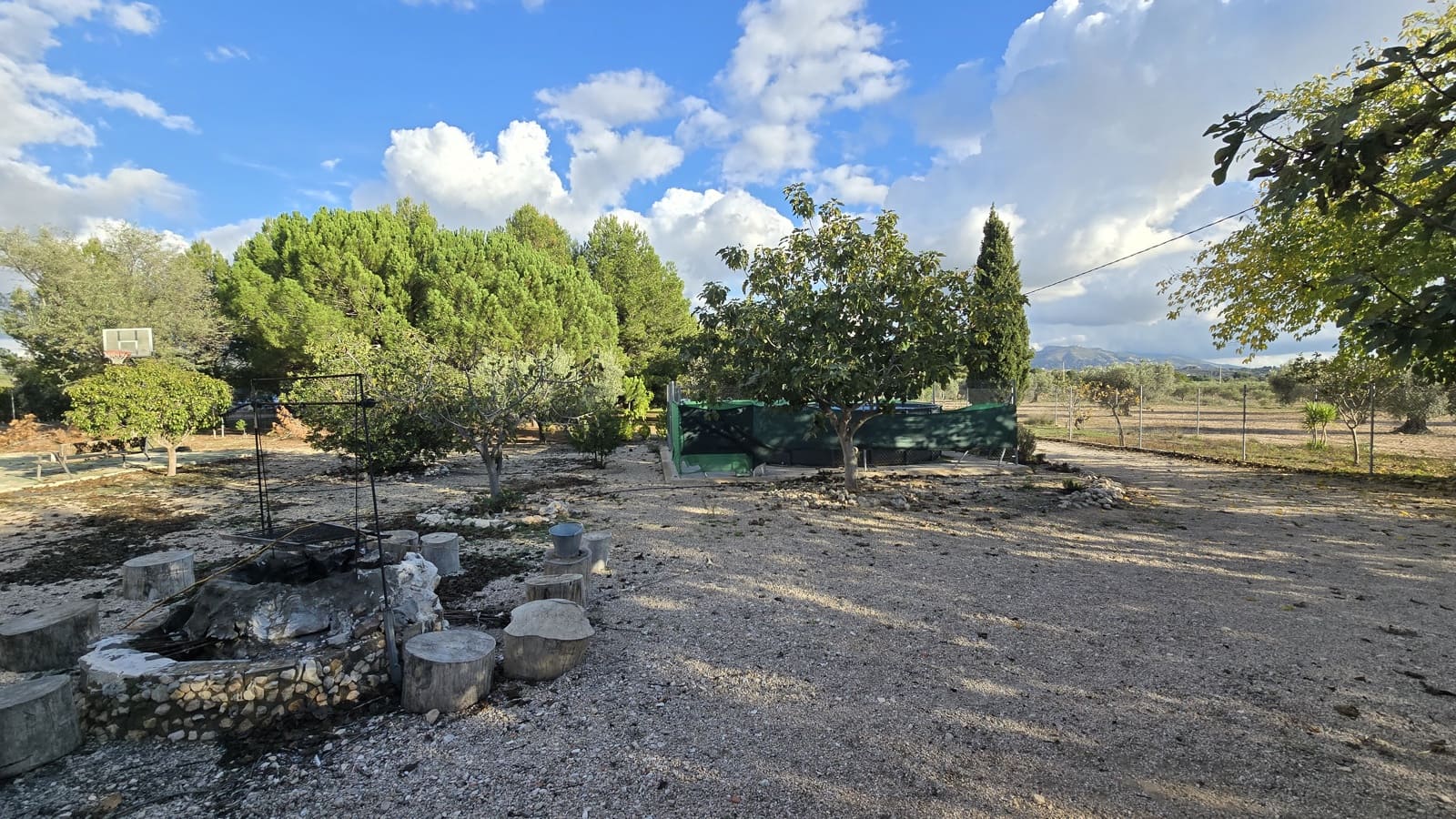 3 slaapkamer Finca/Landhuis te koop in Sax met zwembad - € 69.999 (Ref: 8635312)