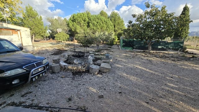 3 bedroom Finca/Country House for sale in Sax with pool - € 69,999 (Ref: 8635312)