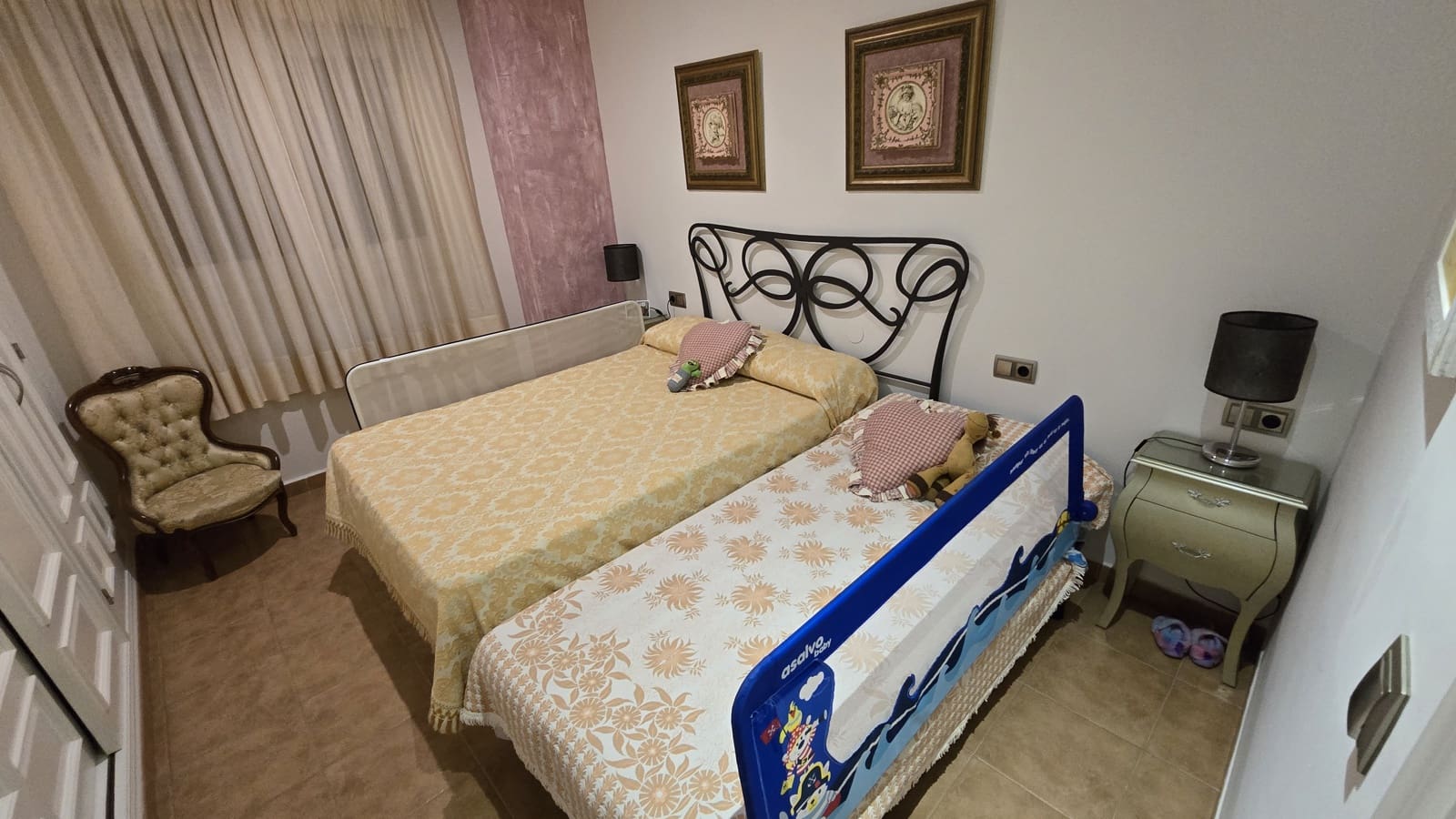 4 soveværelse Byhus til salg i Sax med swimmingpool garage - € 415.000 (Ref: 8646983)