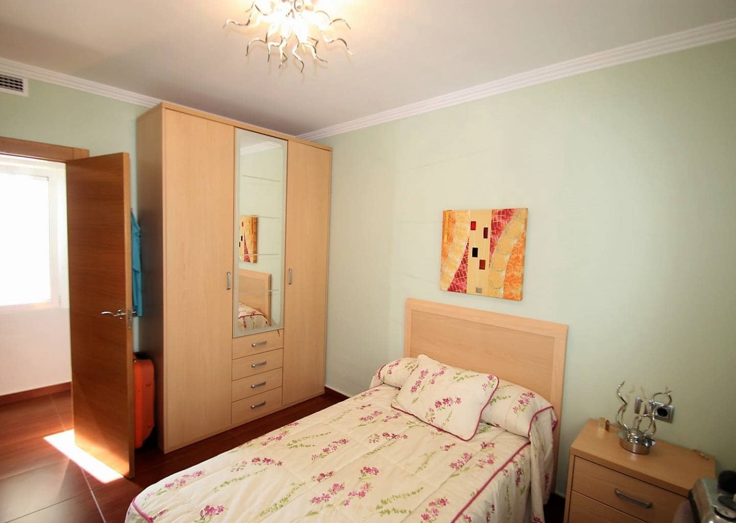 4 slaapkamer Villa te koop in Sax - € 350.000 (Ref: 8707320)