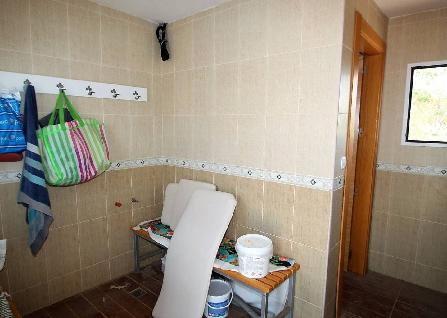 4 slaapkamer Villa te koop in Sax - € 350.000 (Ref: 8707320)