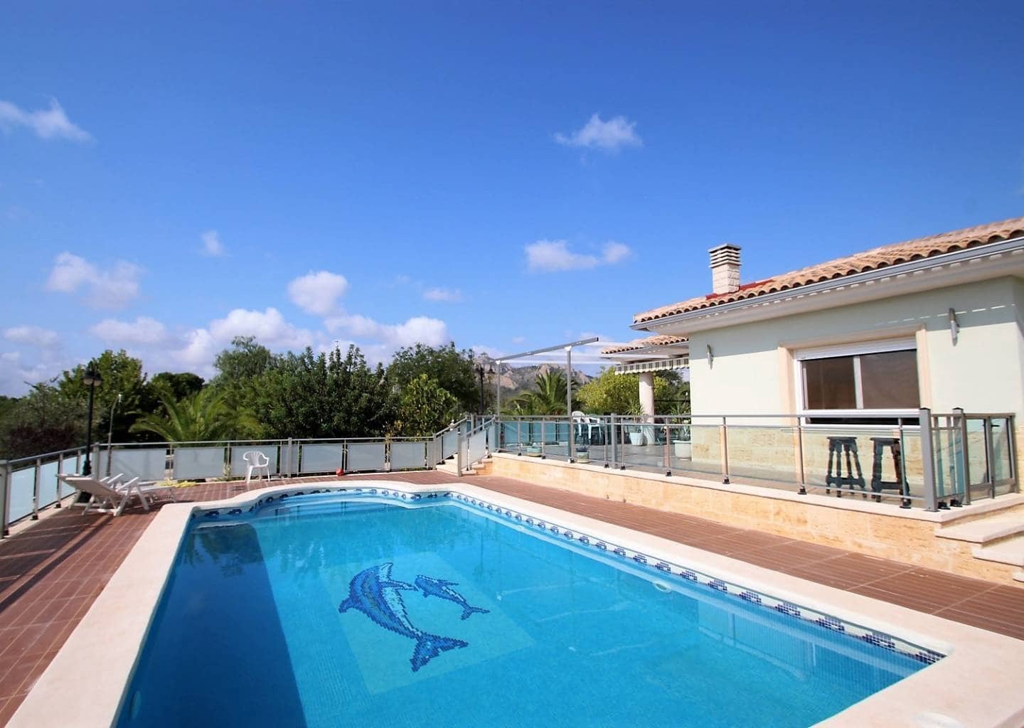 4 slaapkamer Villa te koop in Sax - € 350.000 (Ref: 8707320)