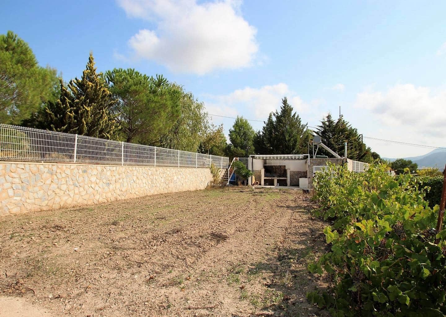 4 slaapkamer Villa te koop in Sax - € 350.000 (Ref: 8707320)