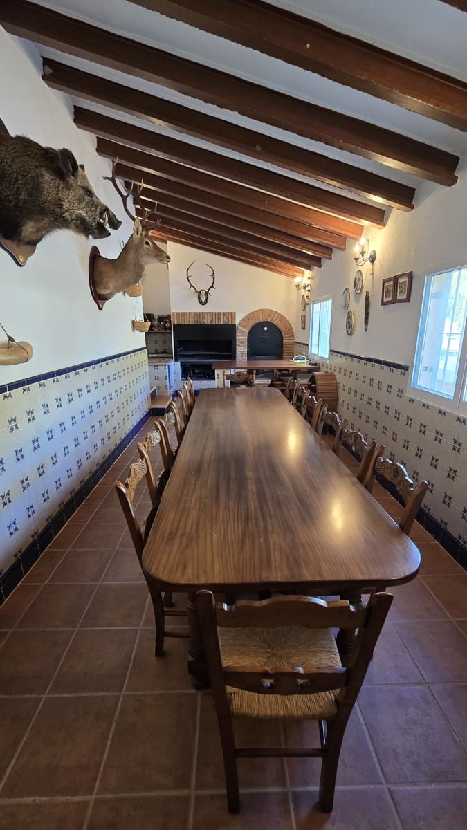 4 soveværelse Finca/Landehus til salg i Salinas med swimmingpool - € 470.000 (Ref: 8716354)