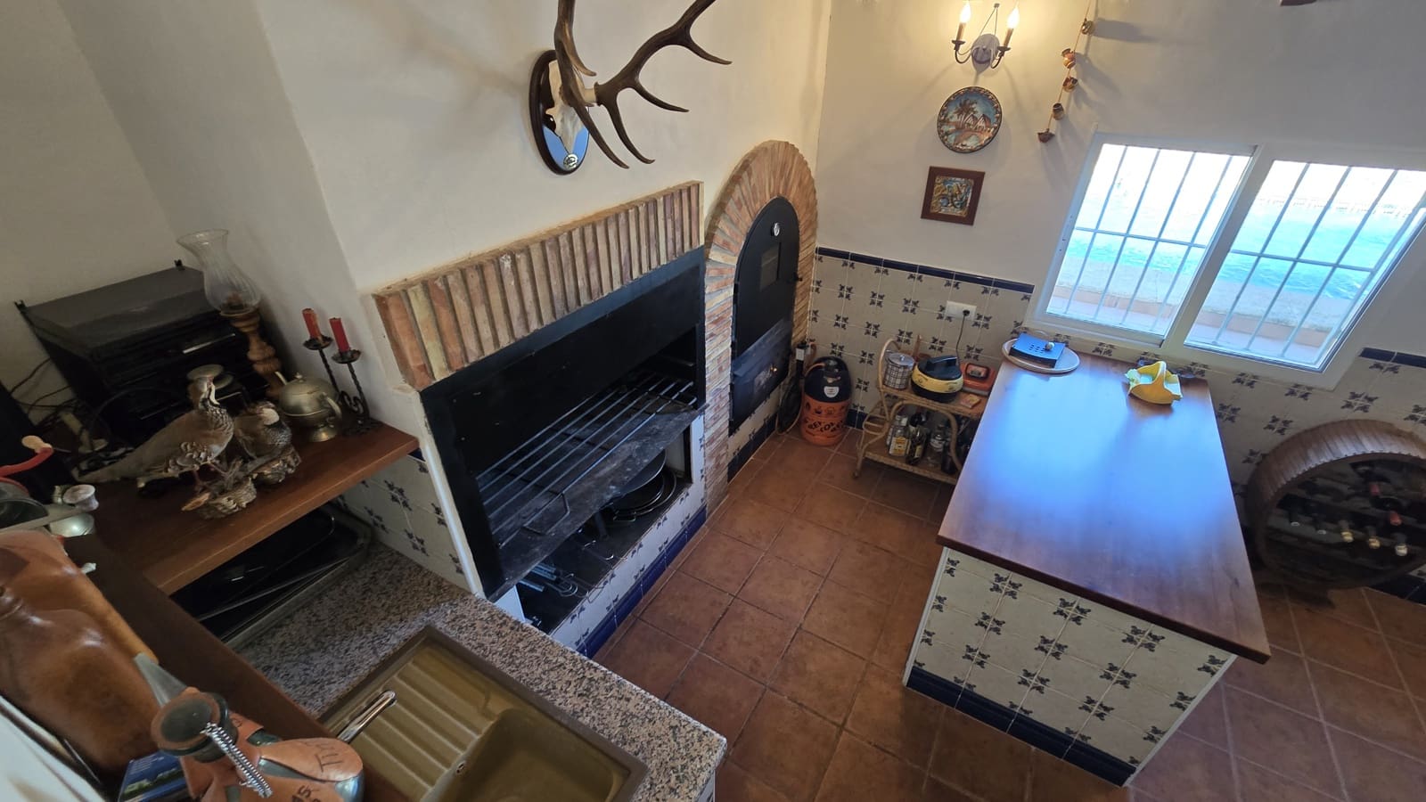 4 soveværelse Finca/Landehus til salg i Salinas med swimmingpool - € 470.000 (Ref: 8716354)