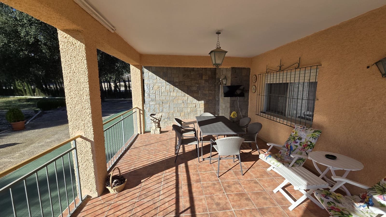 4 soveværelse Finca/Landehus til salg i Salinas med swimmingpool - € 470.000 (Ref: 8716354)