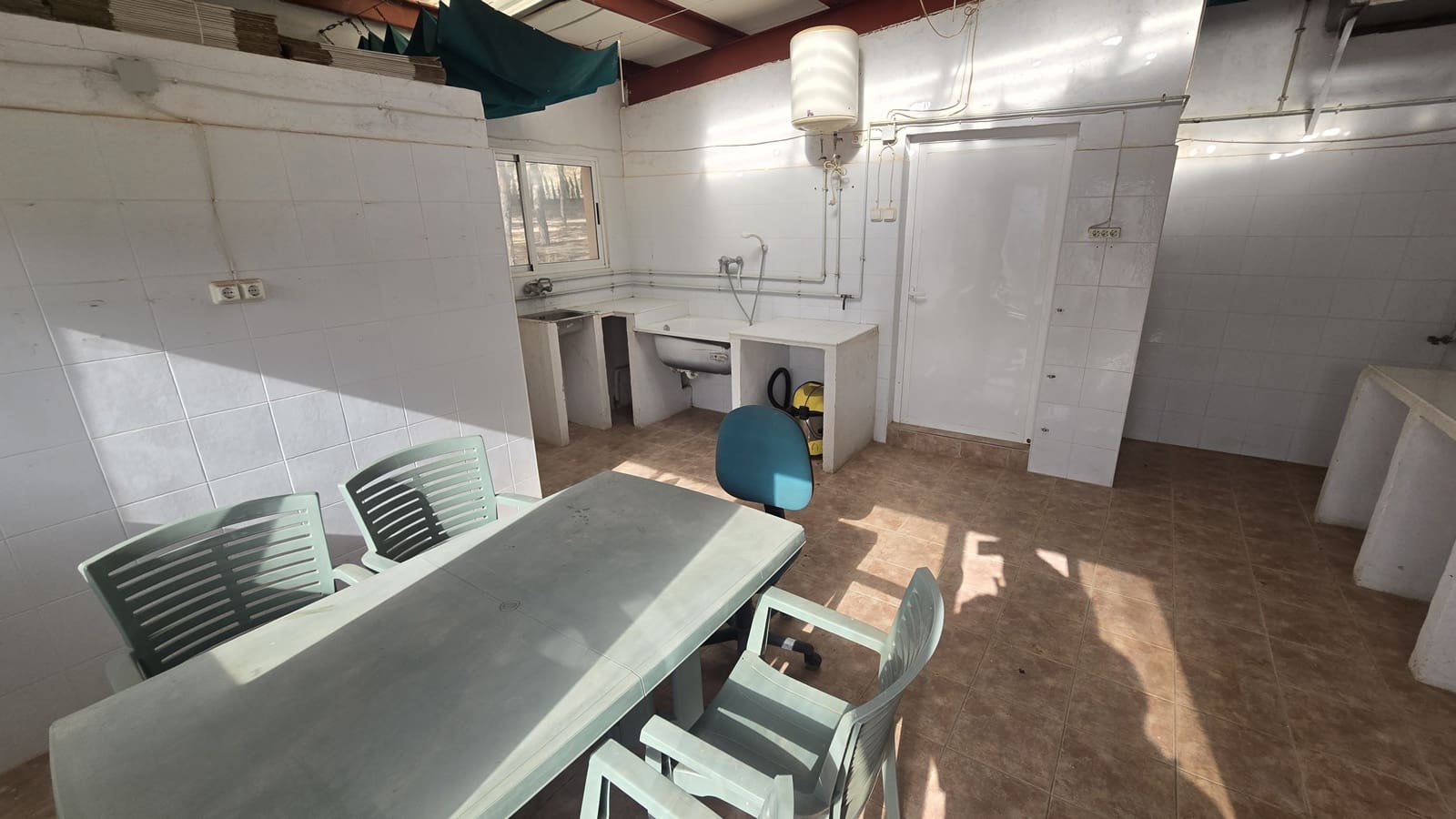 4 chambre Finca/Maison de Campagne à vendre à Salinas avec piscine garage - 470 000 € (Ref: 8716354)