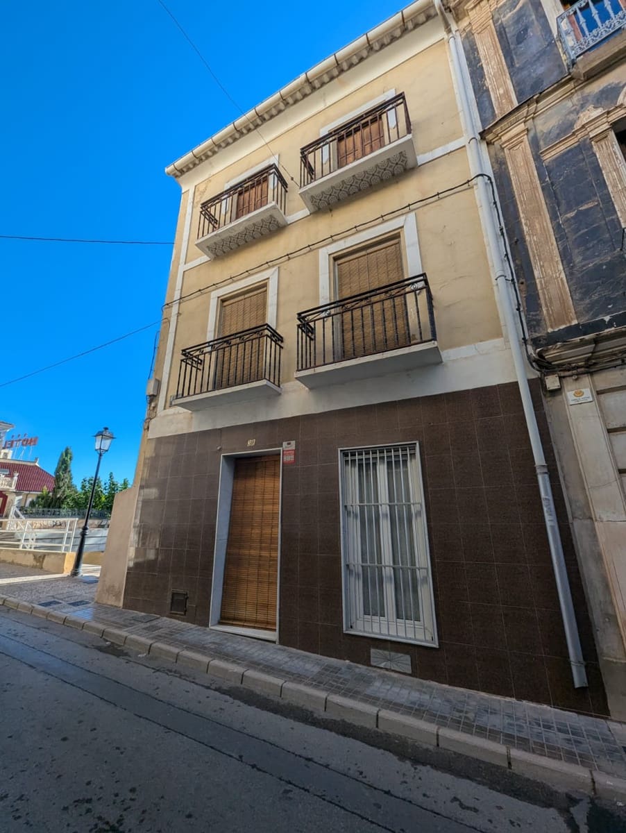 5 soverom Hus til salgs i Sax - € 105 000 (Ref: 8758558)