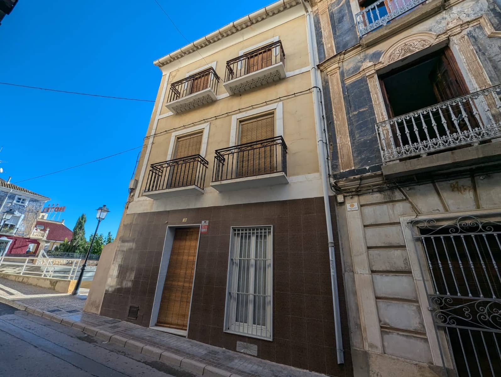 5 soverom Hus til salgs i Sax - € 105 000 (Ref: 8758558)