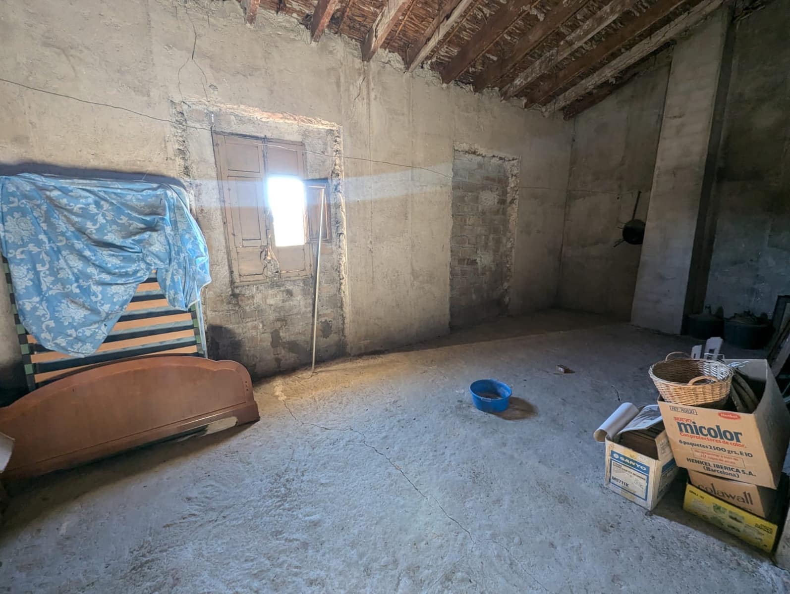 5 soverom Hus til salgs i Sax - € 105 000 (Ref: 8758558)