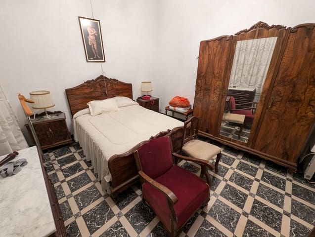 5 soverom Hus til salgs i Sax - € 105 000 (Ref: 8758558)