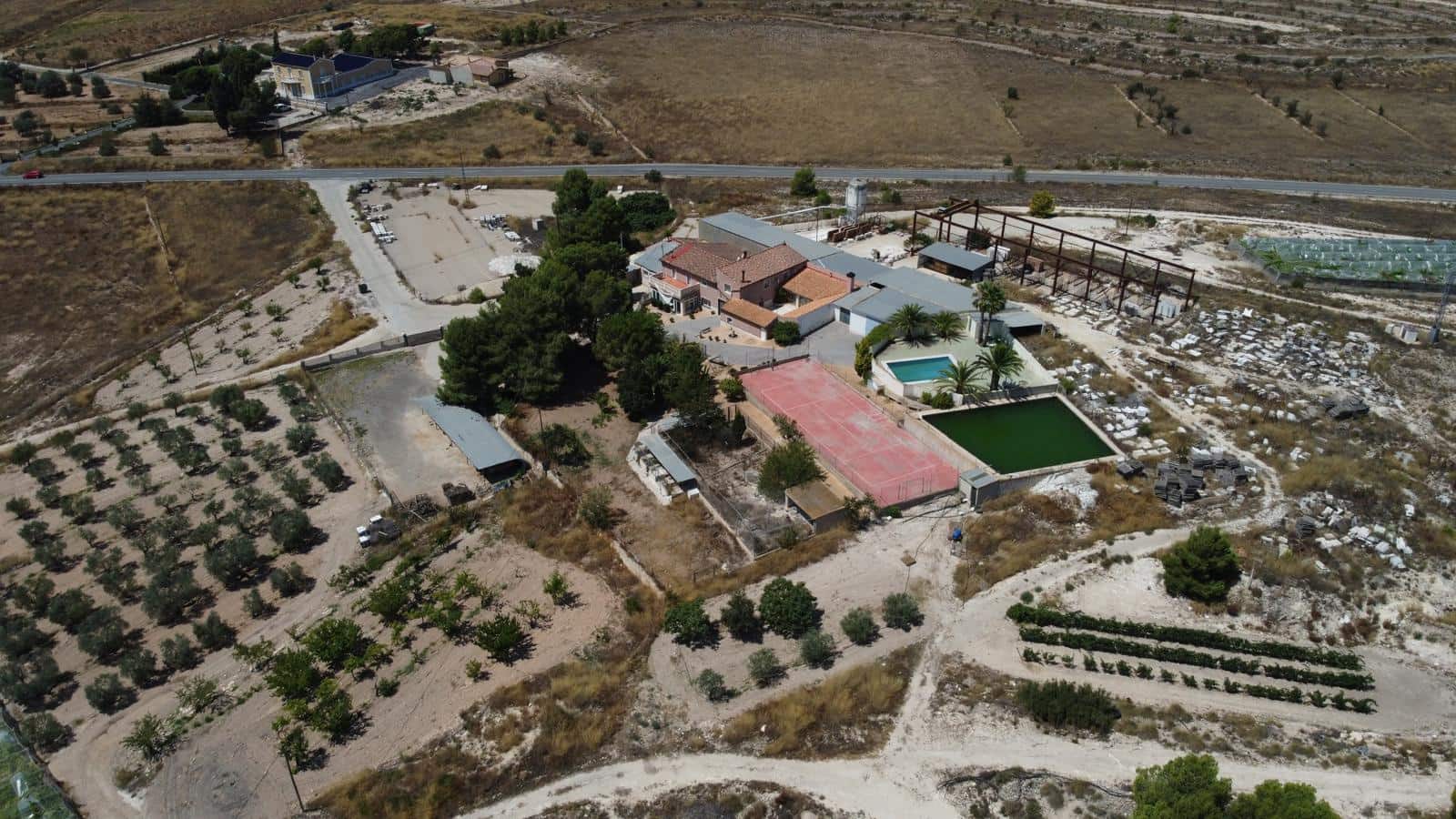 7 slaapkamer Finca/Landhuis te koop in Monovar / Monover met zwembad - € 699.000 (Ref: 8772802)