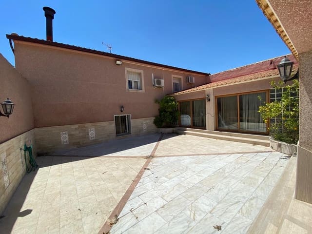 7 soverom Finca/Herregård til salgs i Monóvar / Monóver med svømmebasseng garasje - € 699 000 (Ref: 8772802)