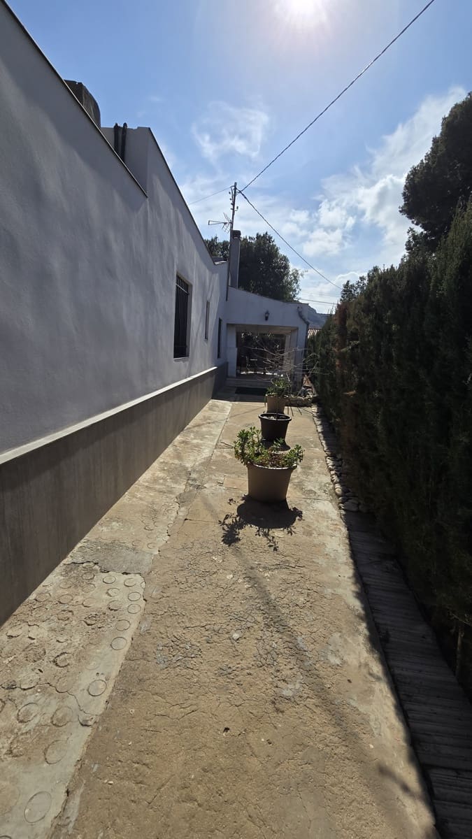 3 soveværelse Finca/Landehus til salg i Elda - € 230.000 (Ref: 8820576)