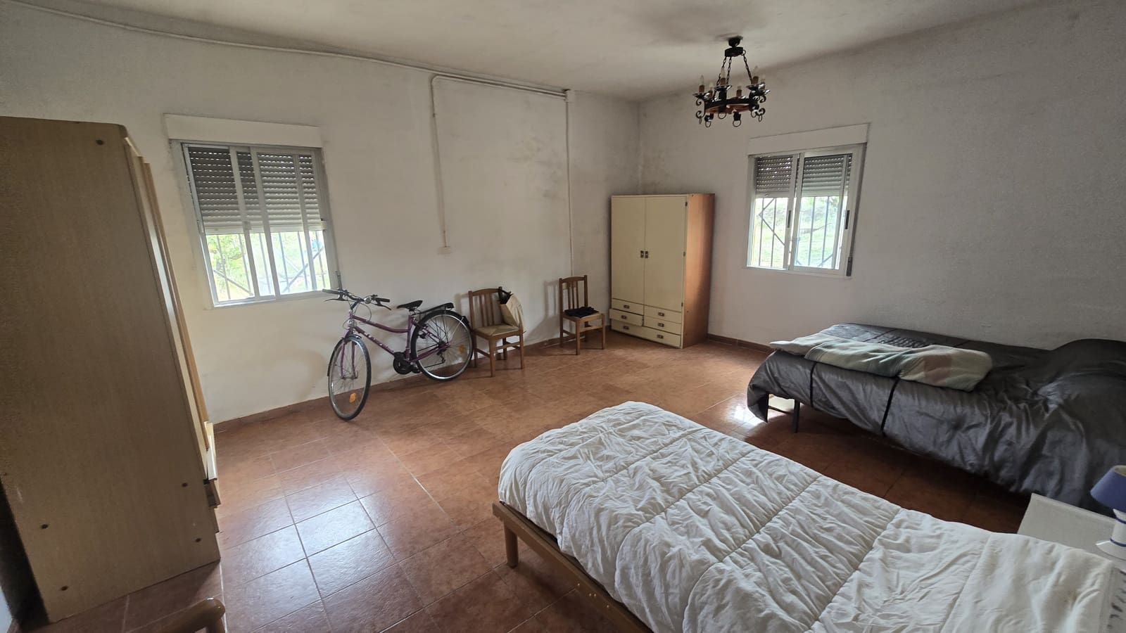 5 soveværelse Finca/Landehus til salg i Salinas med garage - € 189.000 (Ref: 9000177)