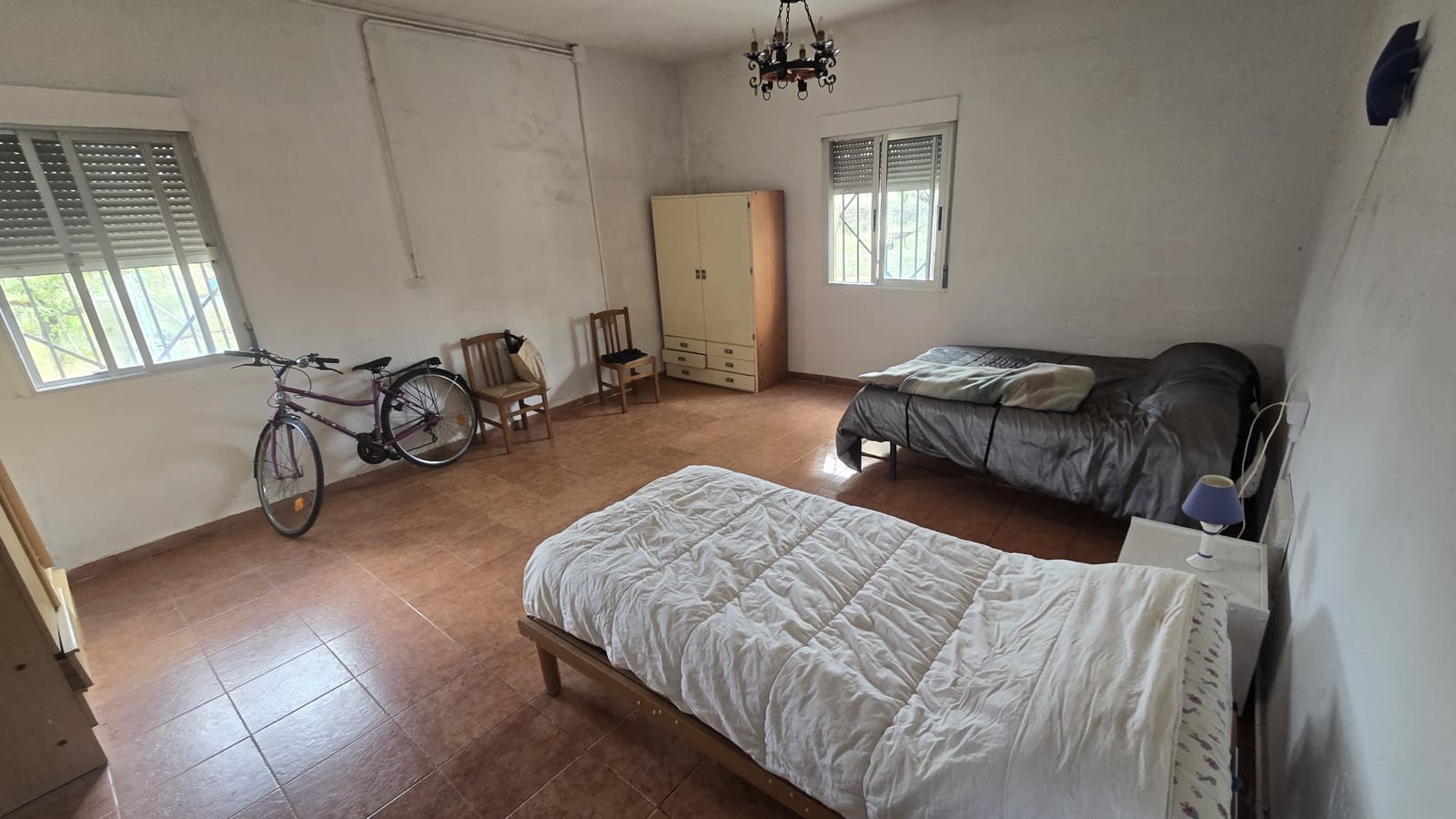 5 soveværelse Finca/Landehus til salg i Salinas med garage - € 189.000 (Ref: 9000177)