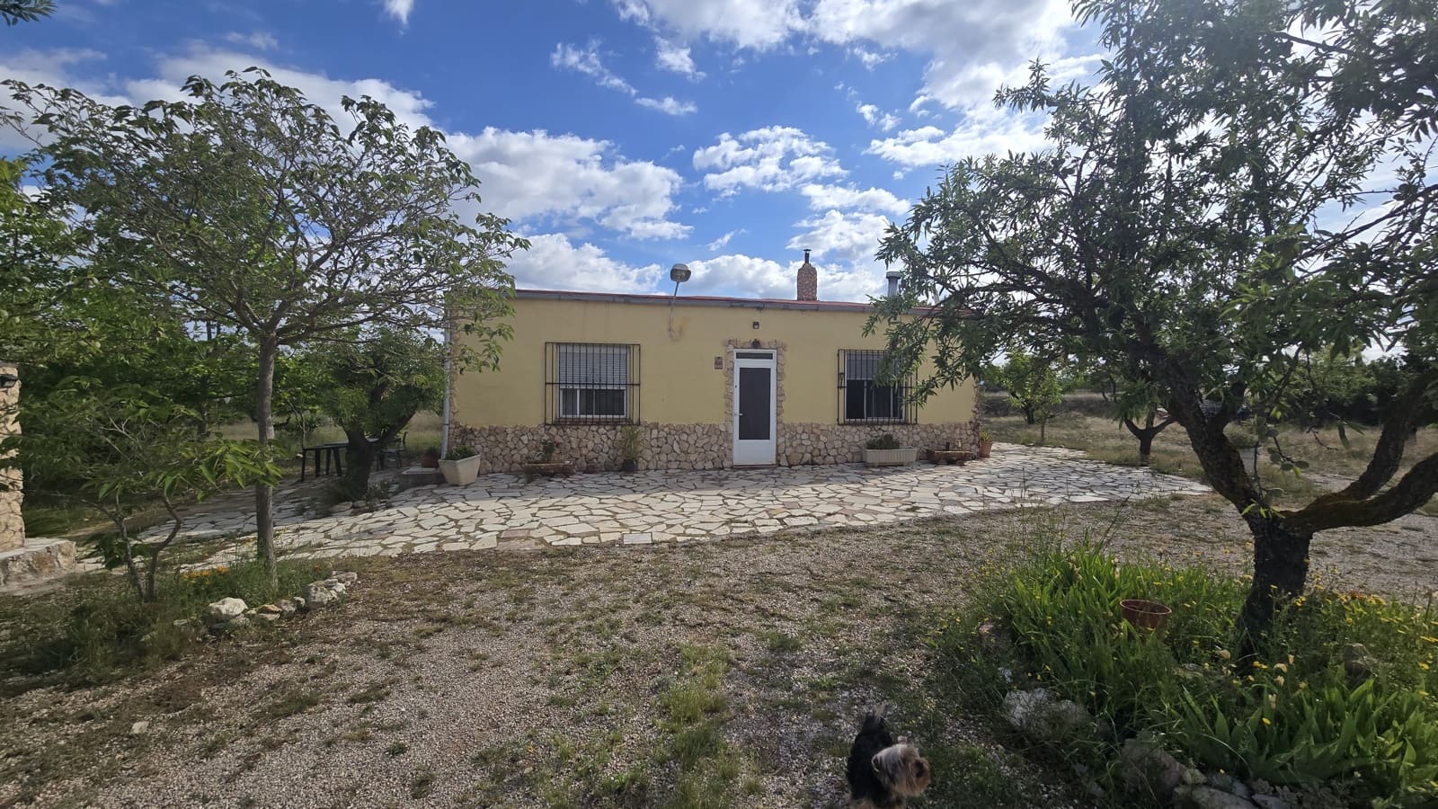 5 soveværelse Finca/Landehus til salg i Salinas med garage - € 189.000 (Ref: 9000177)