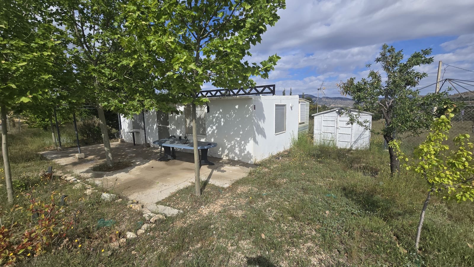 5 soveværelse Finca/Landehus til salg i Salinas med garage - € 189.000 (Ref: 9000177)