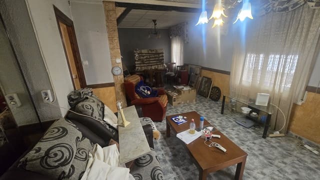 4 bedroom Townhouse for sale in Sax - € 95,000 (Ref: 9015653)